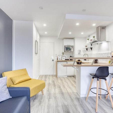 J-Mo Home - Magny - Moderne Et Chaleureux Luaran gambar