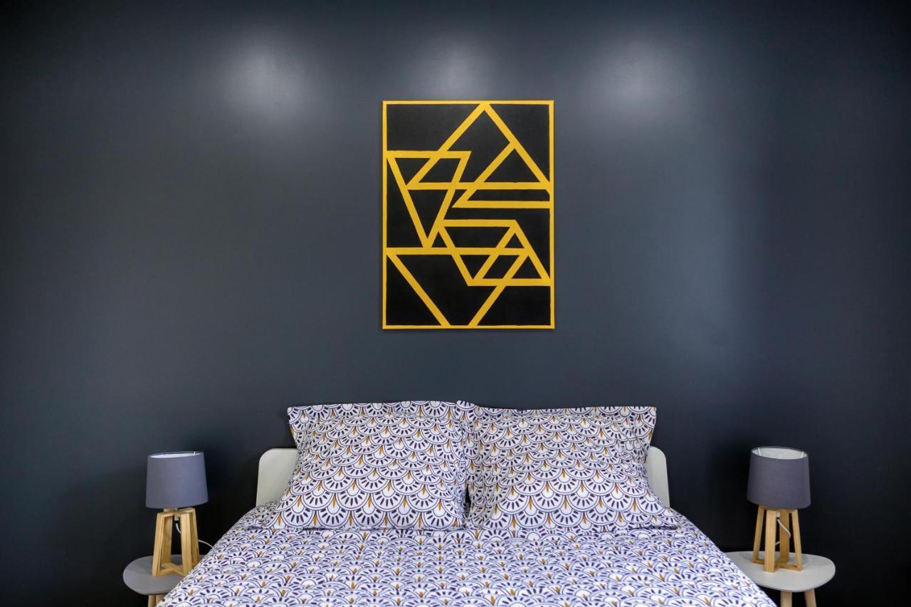 J-Mo Home - Magny - Moderne Et Chaleureux Luaran gambar